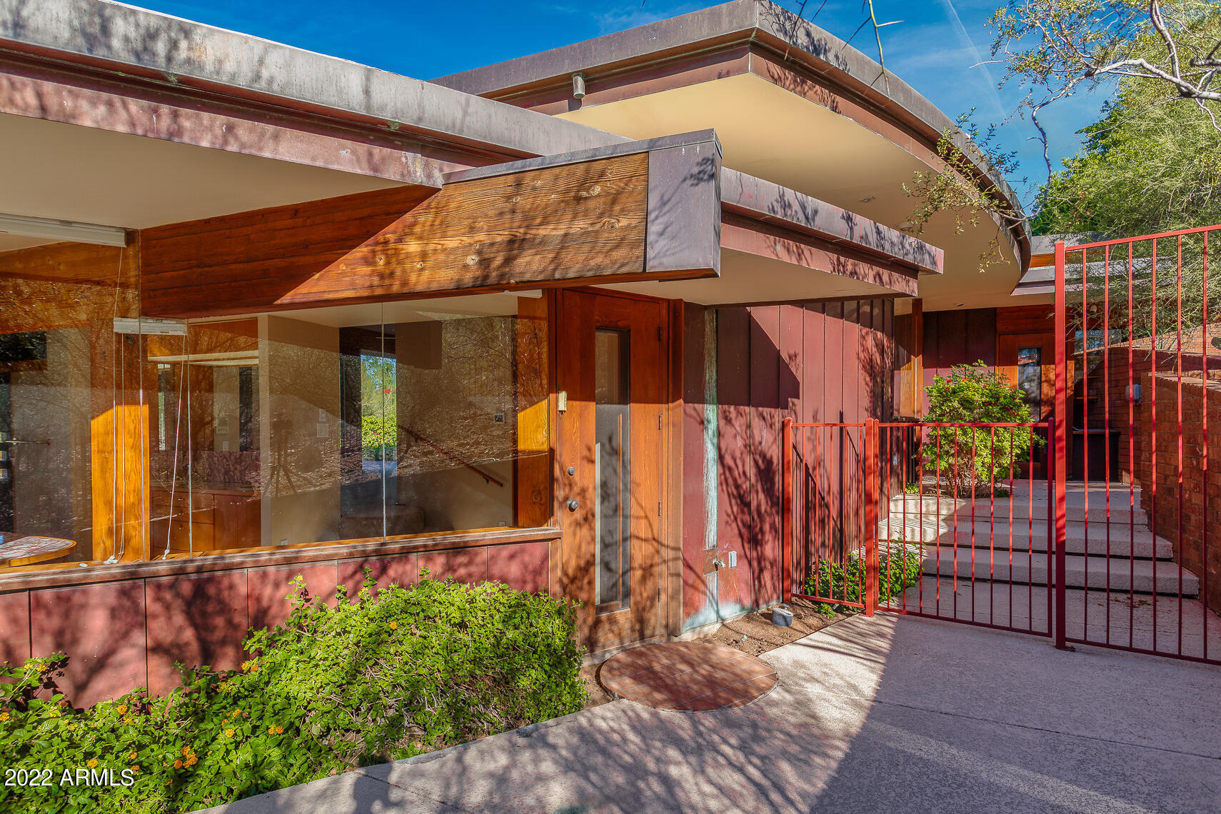 5133 E MCDONALD Drive