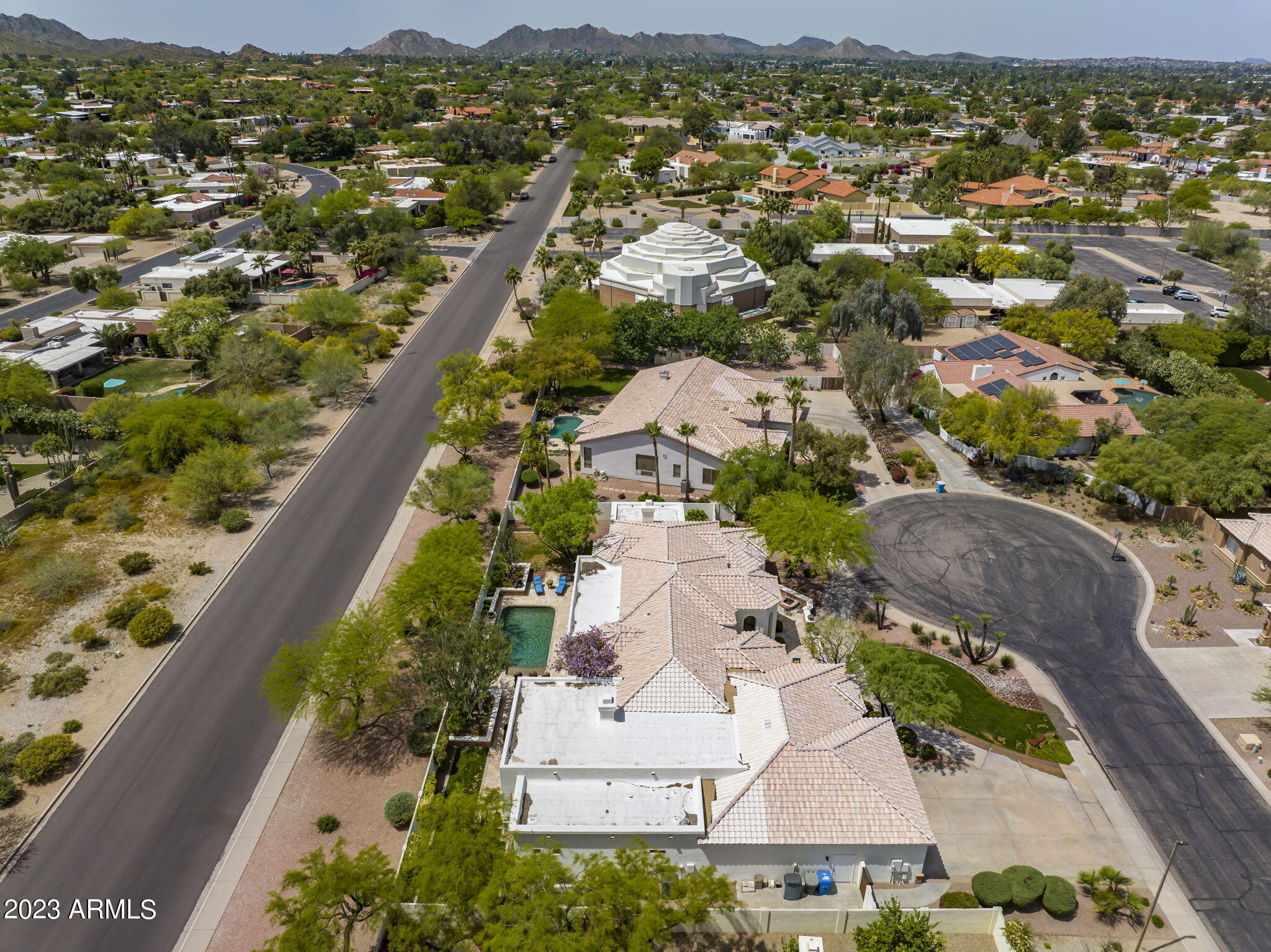 4539 E BERYL Lane