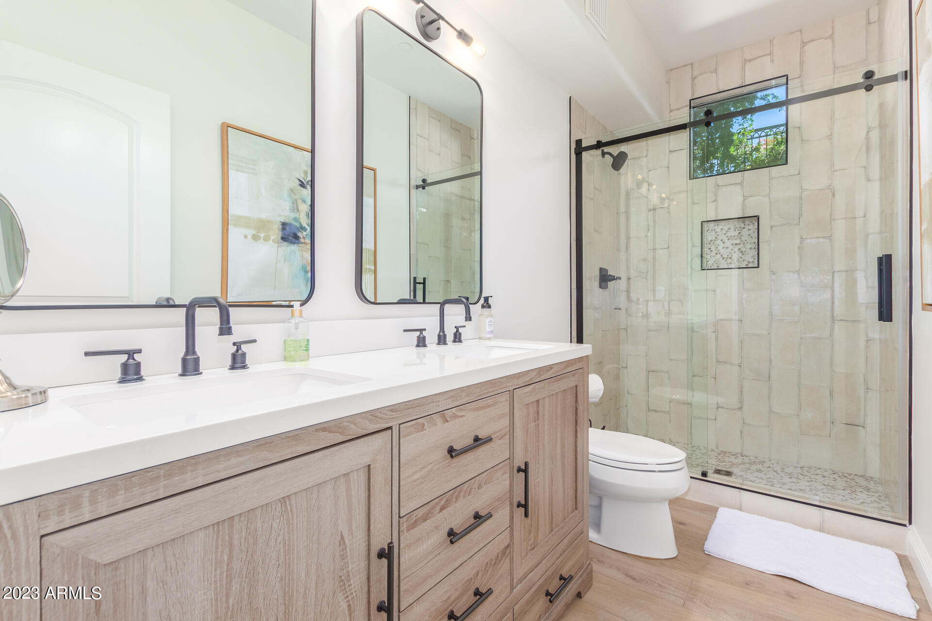 7199 E RIDGEVIEW Place, 120