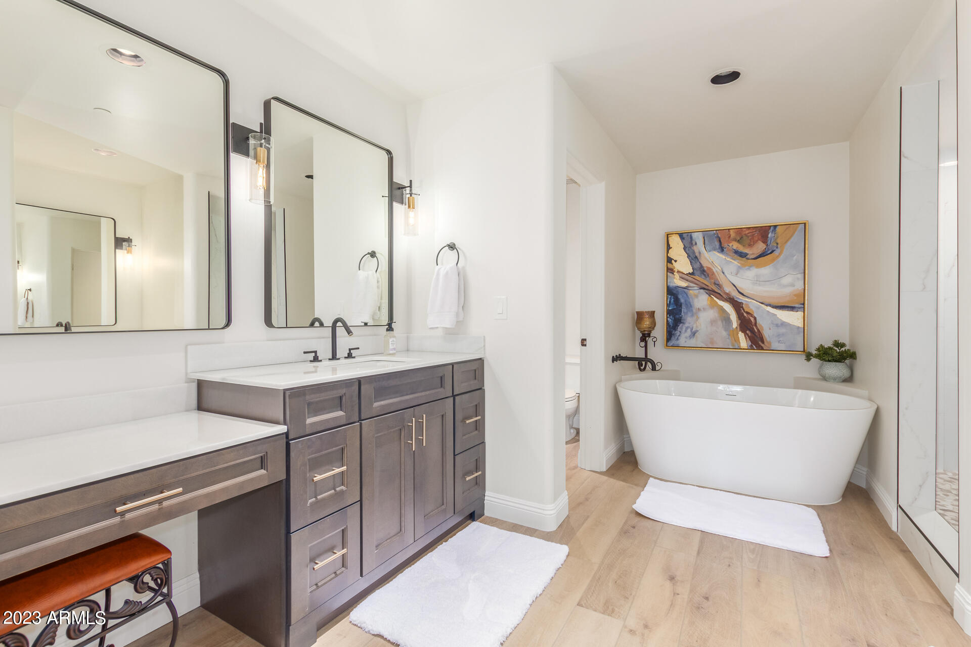 7199 E RIDGEVIEW Place, 120