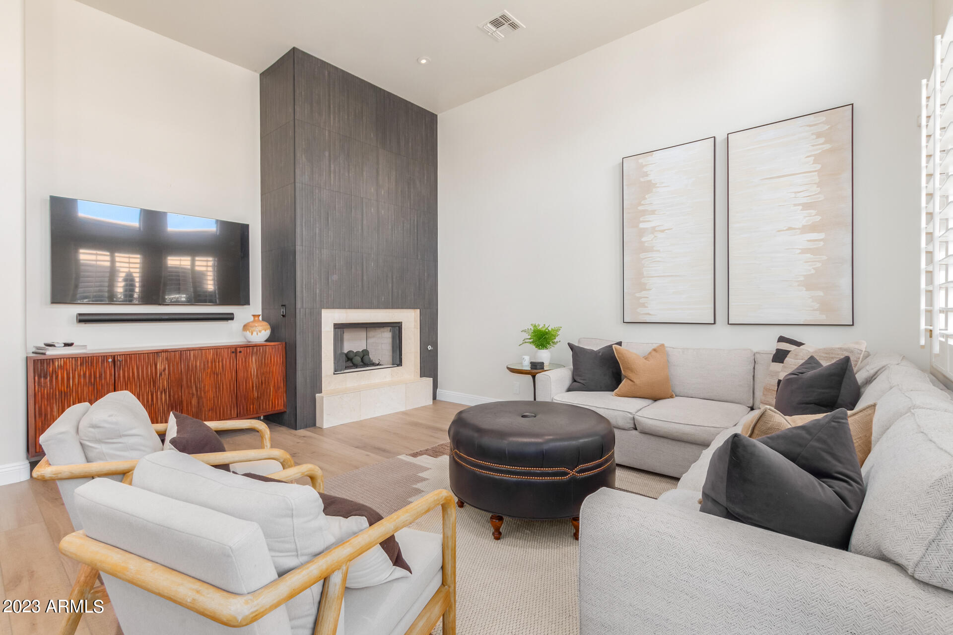 7199 E RIDGEVIEW Place, 120