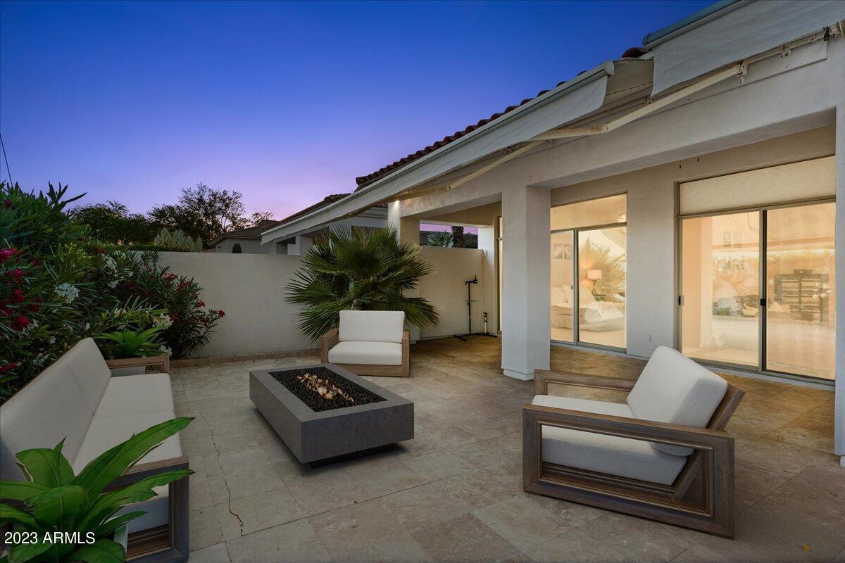 7667 E SIERRA VISTA Drive