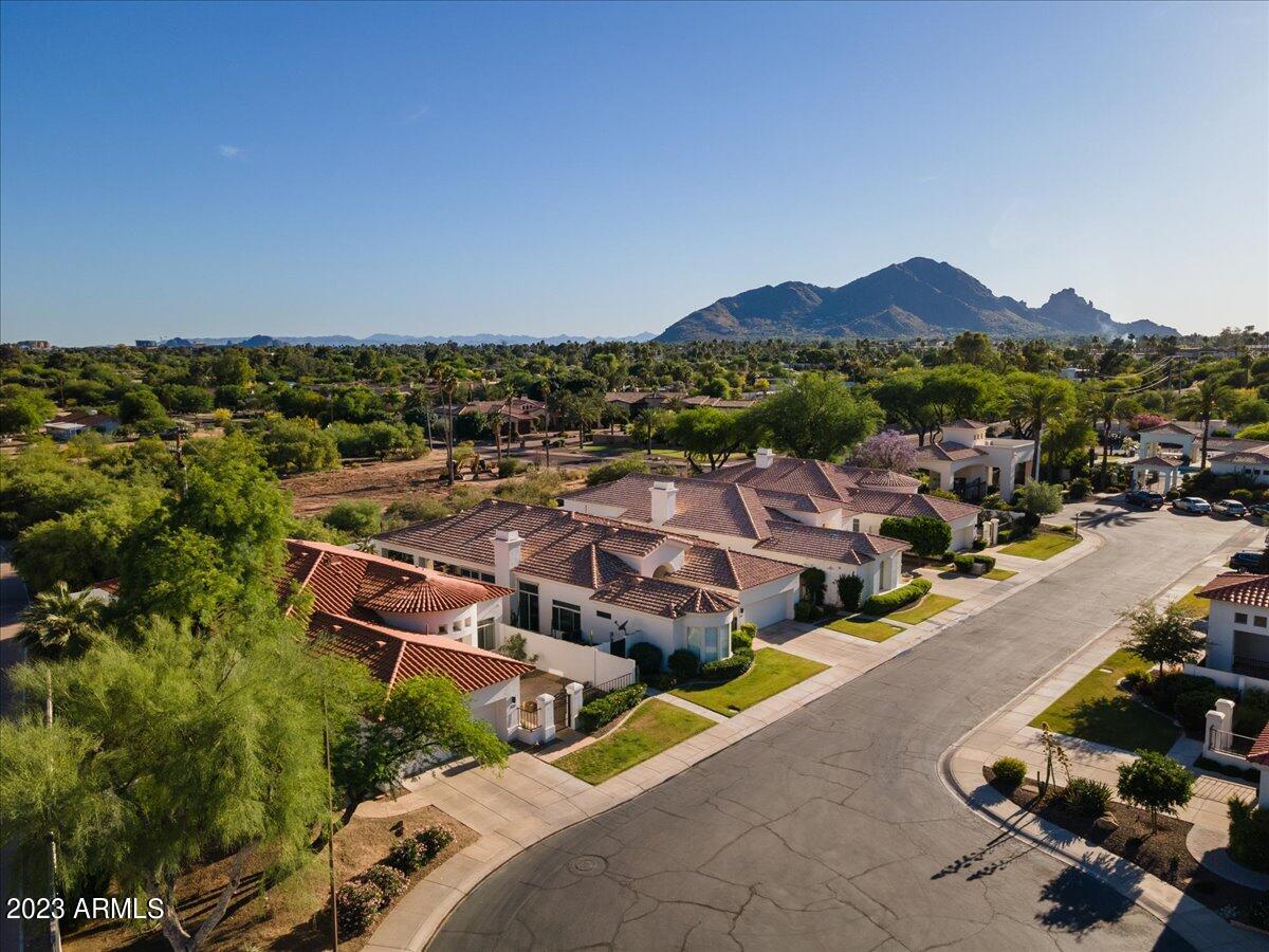 7667 E SIERRA VISTA Drive