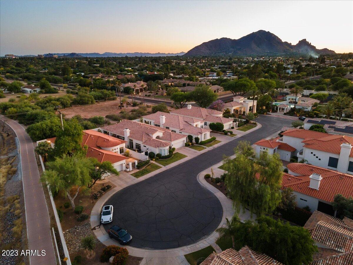 7667 E SIERRA VISTA Drive