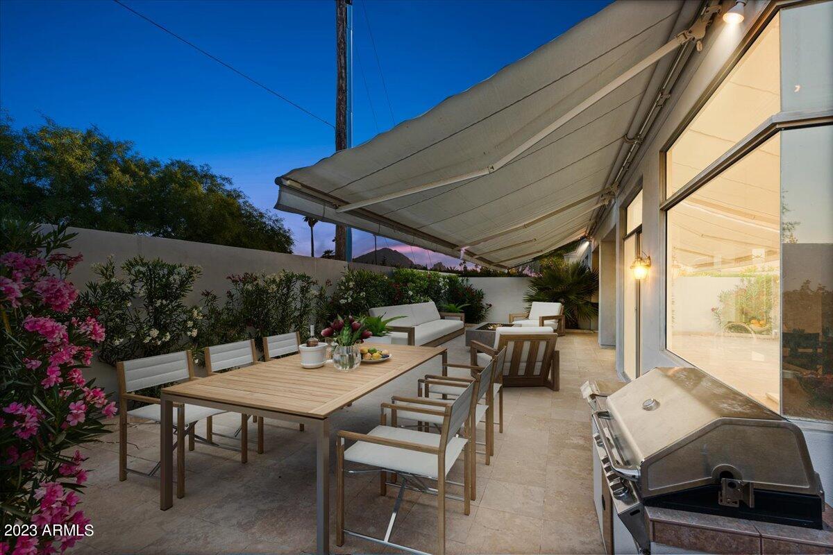 7667 E SIERRA VISTA Drive