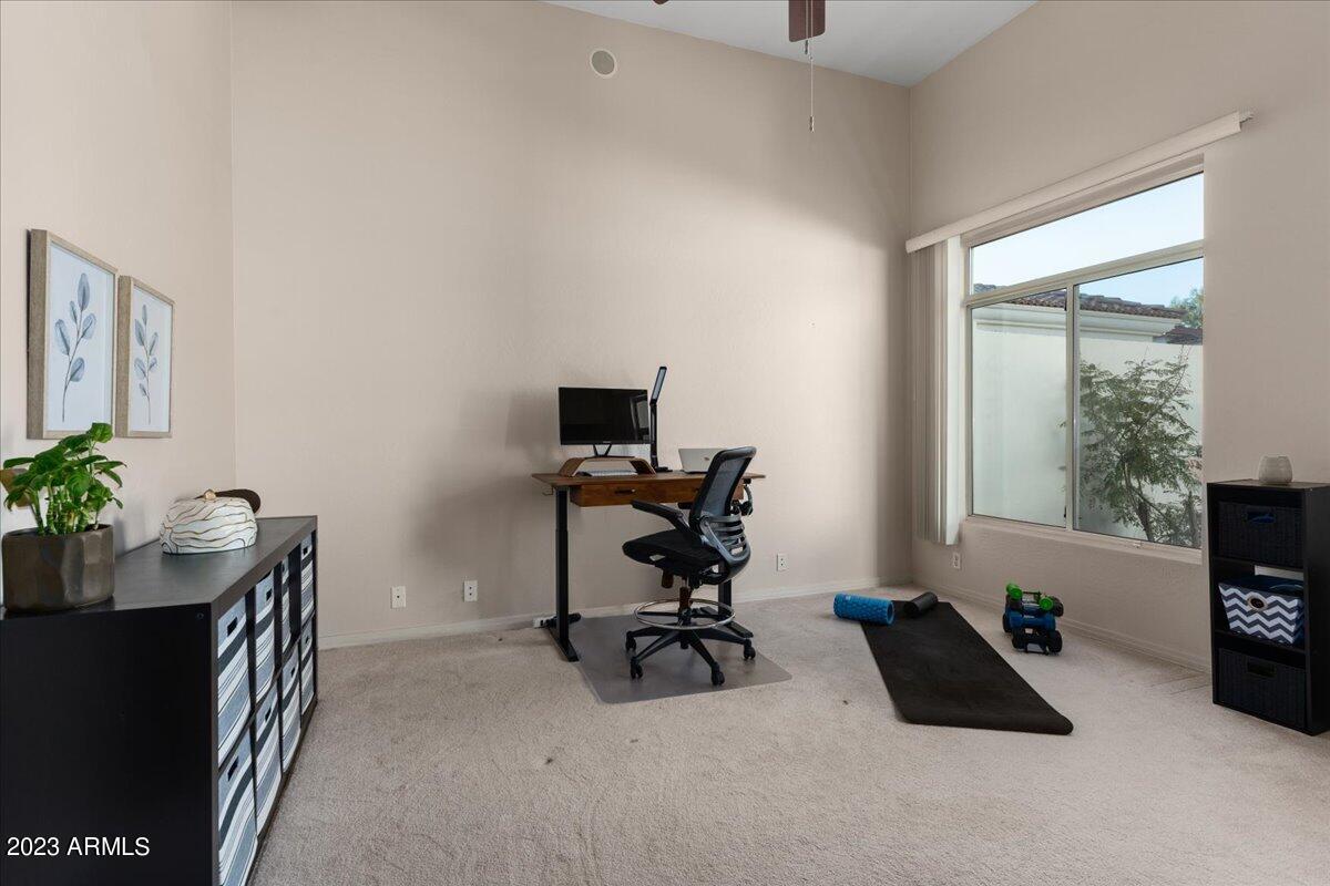 7667 E SIERRA VISTA Drive