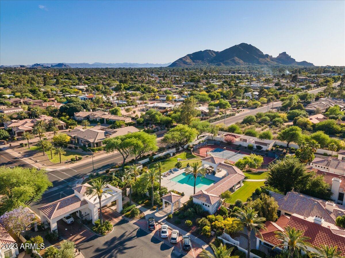 7667 E SIERRA VISTA Drive