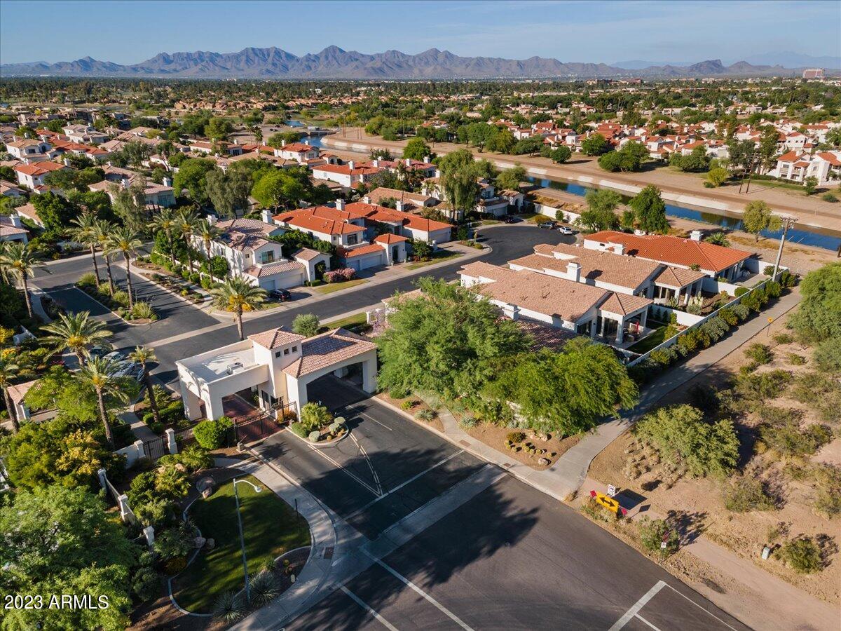 7667 E SIERRA VISTA Drive