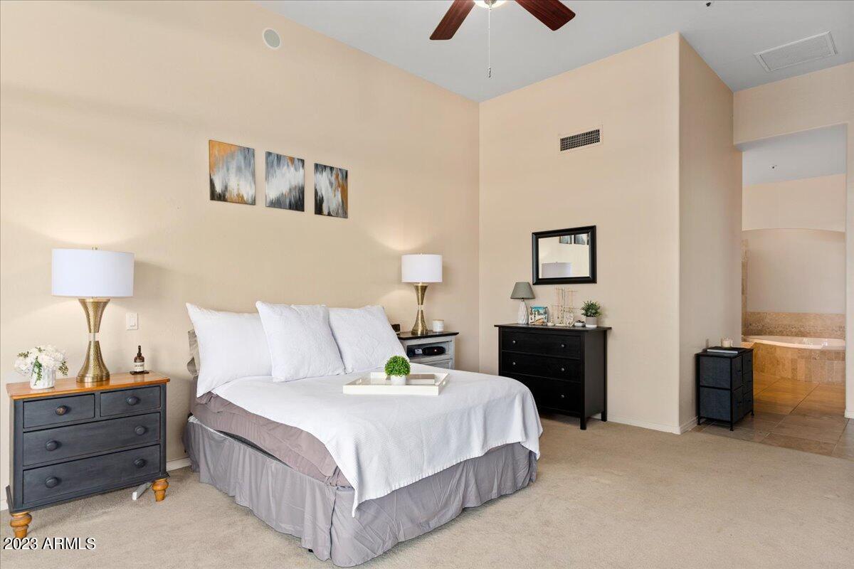 7667 E SIERRA VISTA Drive