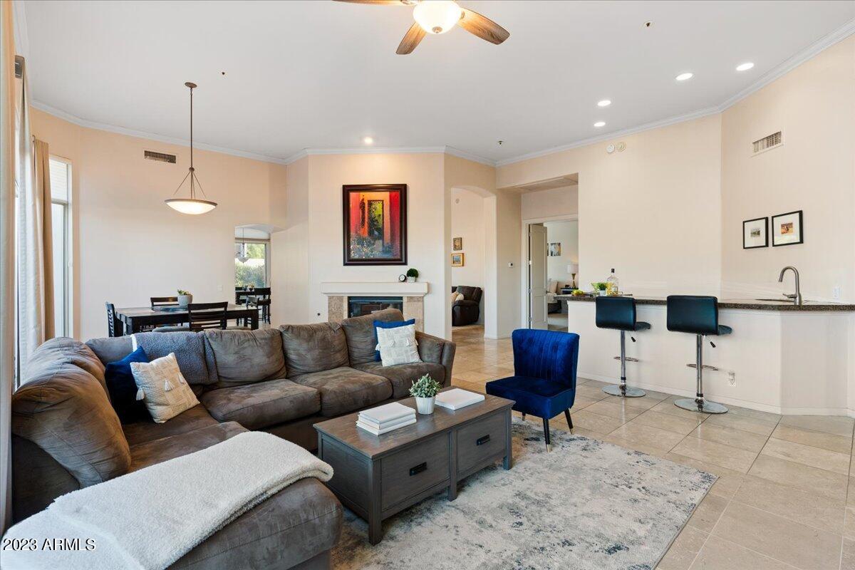 7667 E SIERRA VISTA Drive