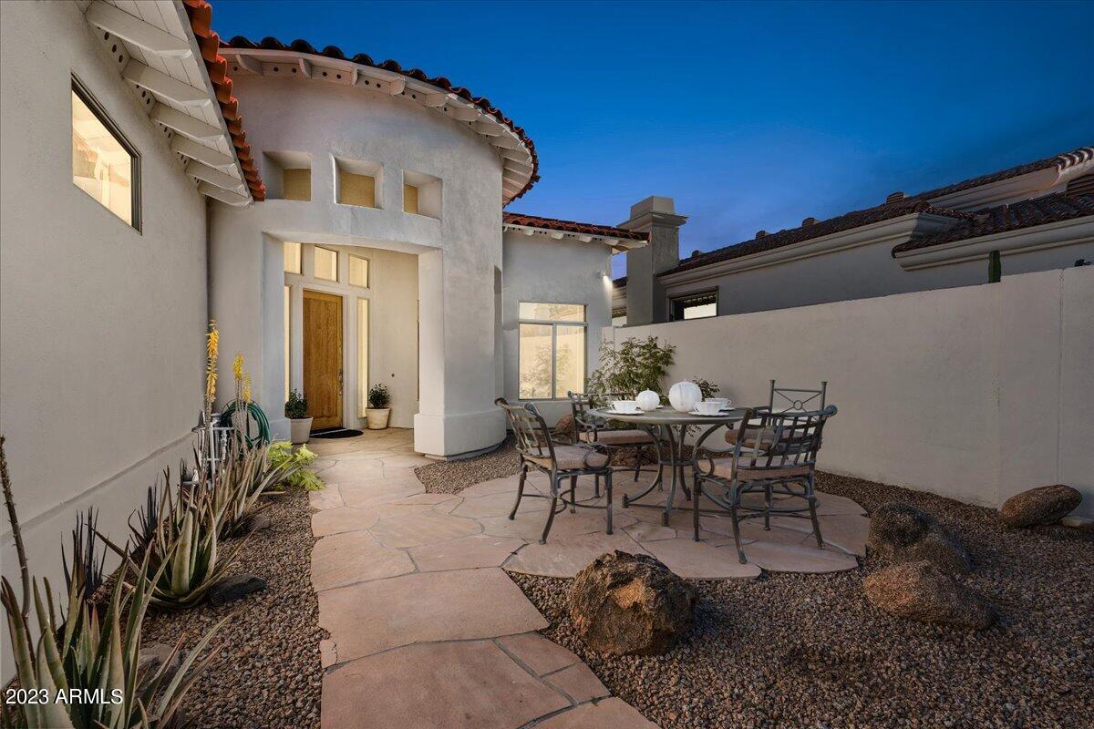 7667 E SIERRA VISTA Drive