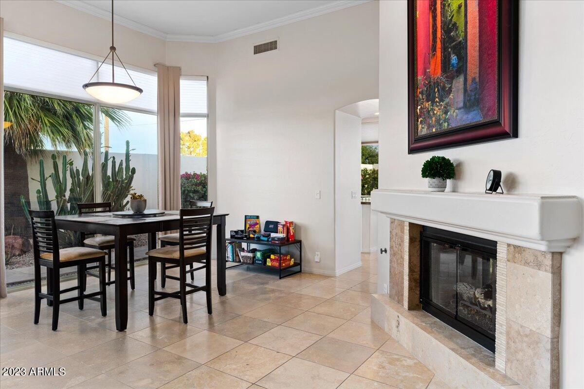 7667 E SIERRA VISTA Drive