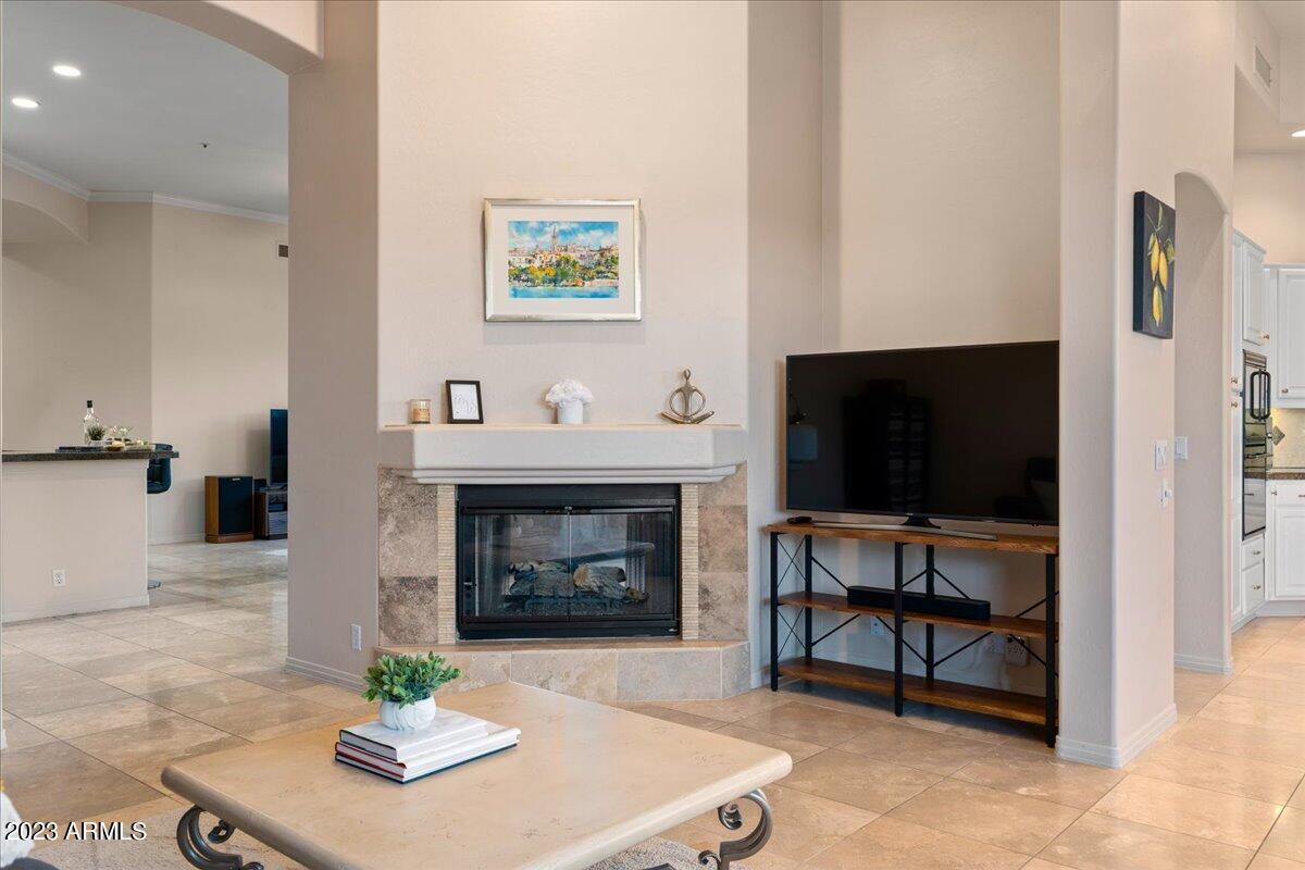 7667 E SIERRA VISTA Drive