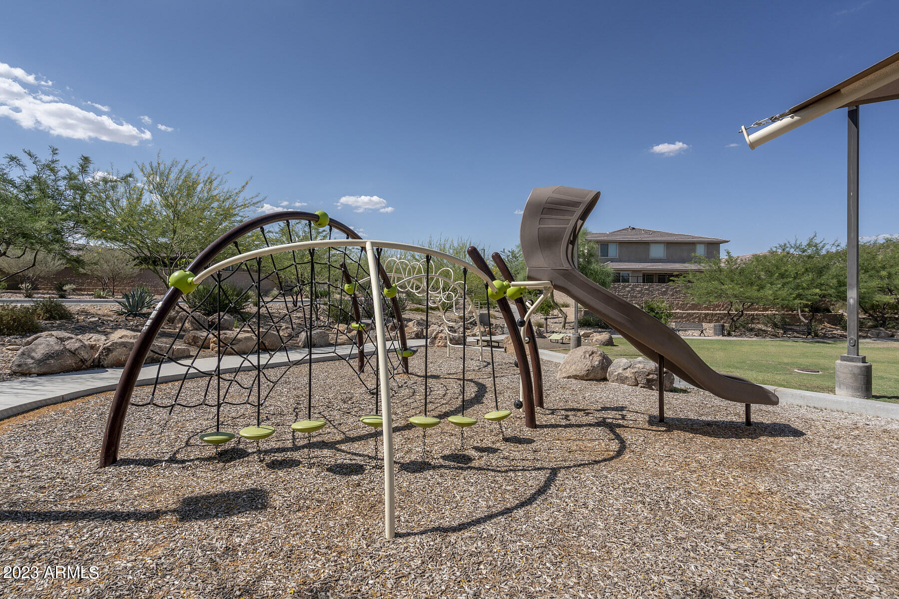 9254 W RUNNING DEER Trail