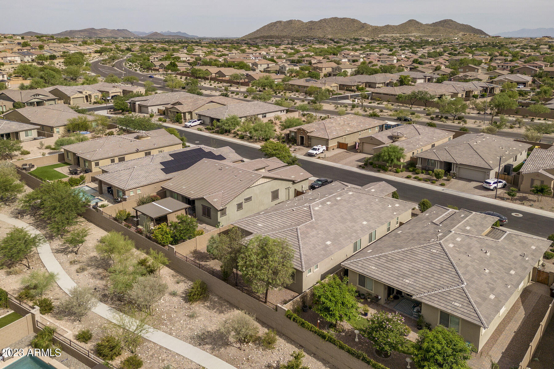 9254 W RUNNING DEER Trail