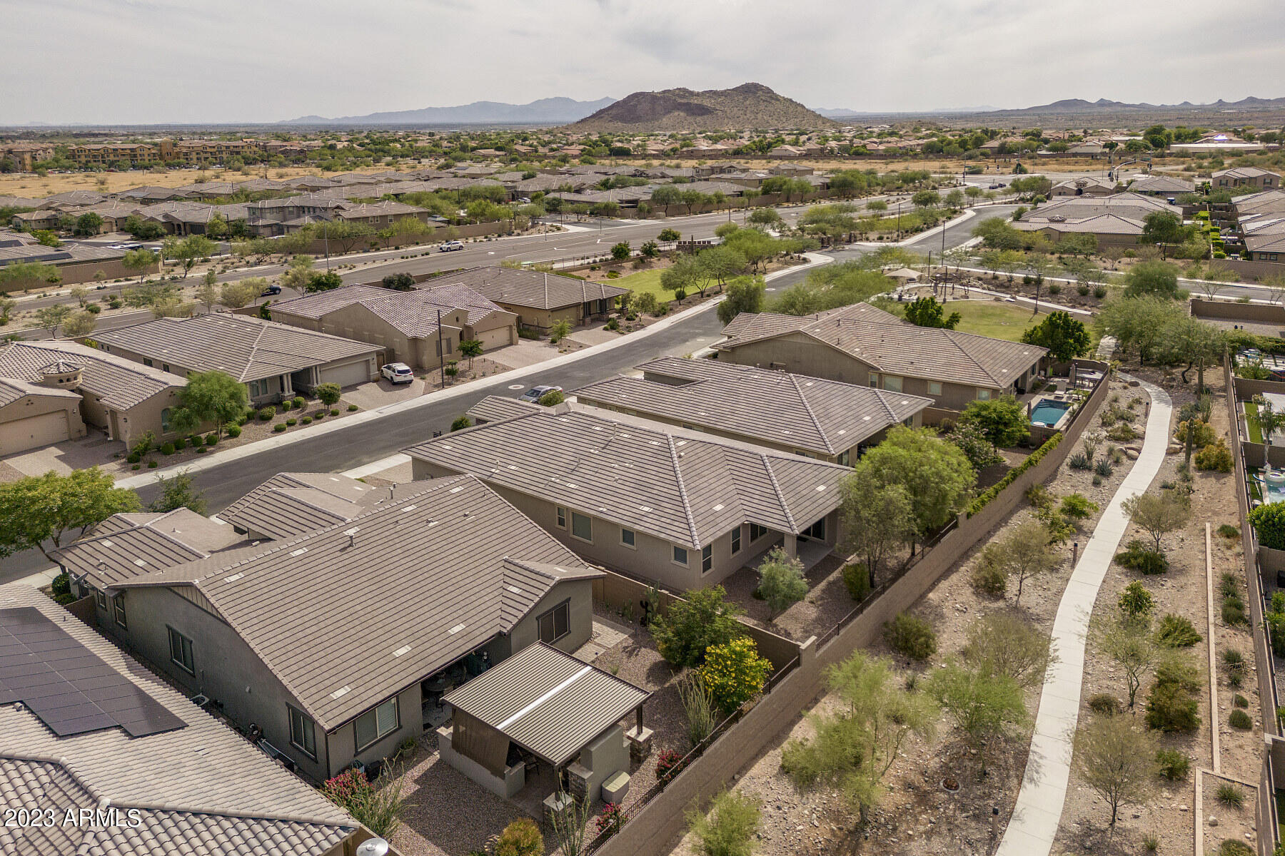 9254 W RUNNING DEER Trail