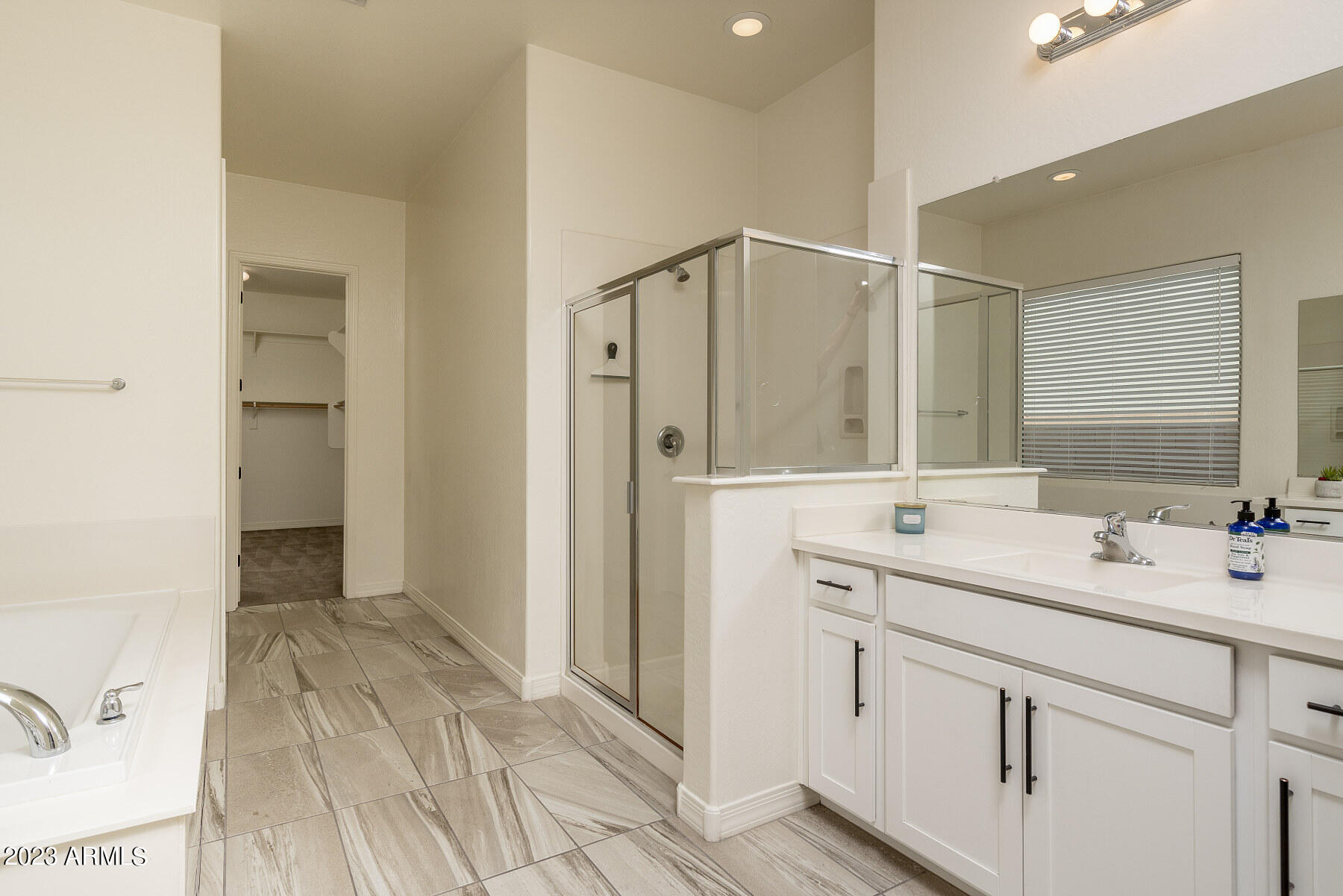 9254 W RUNNING DEER Trail