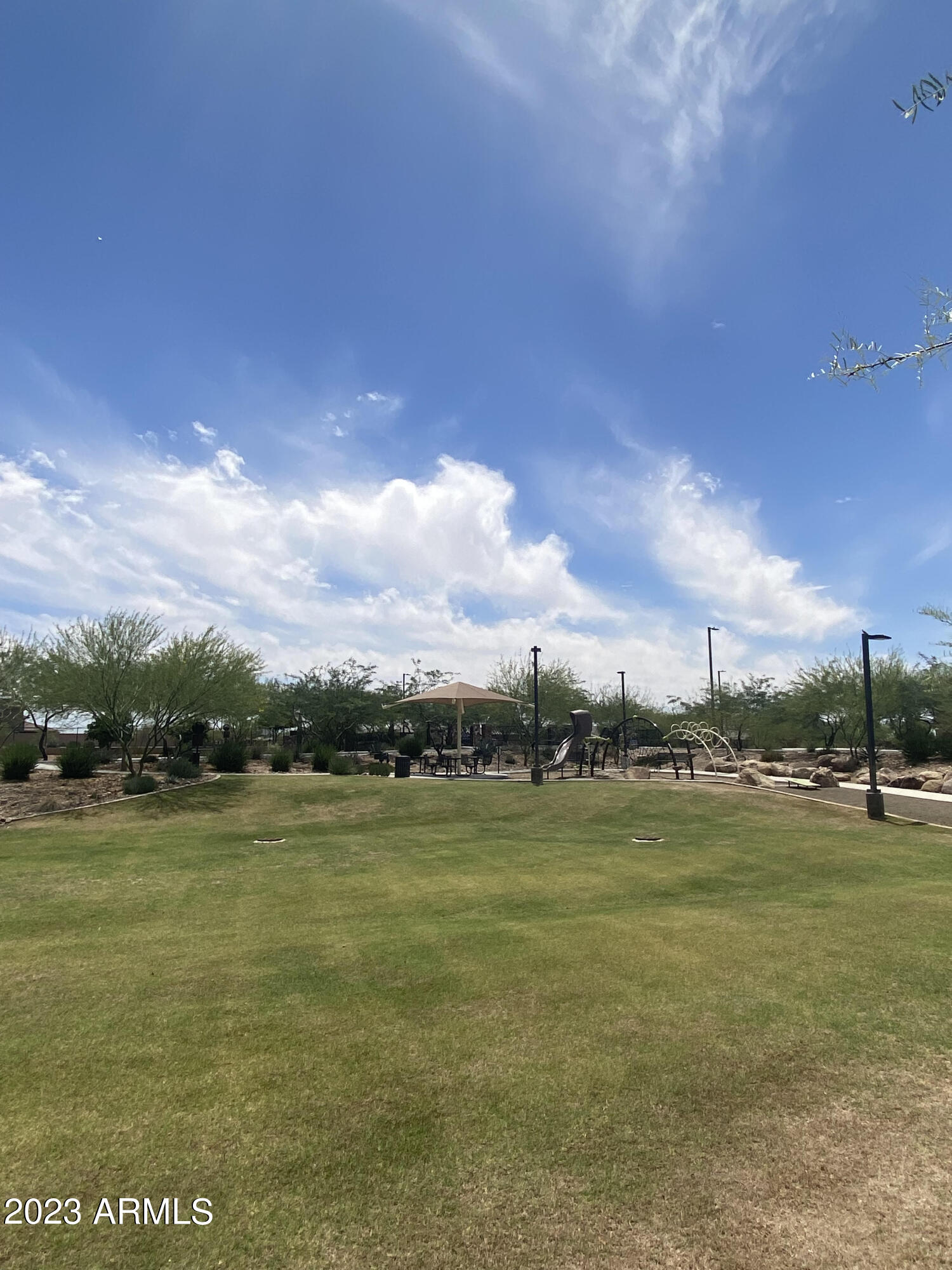 9254 W RUNNING DEER Trail