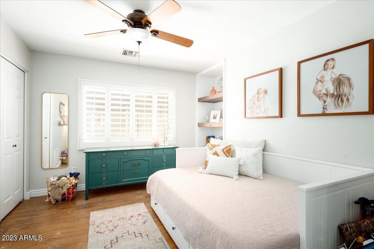 8607 E SAN ALFREDO Drive