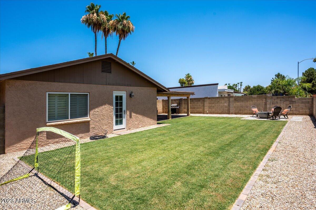 8607 E SAN ALFREDO Drive