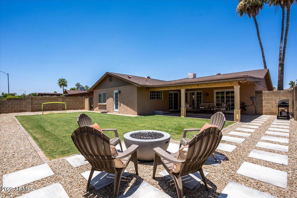 8607 E SAN ALFREDO Drive