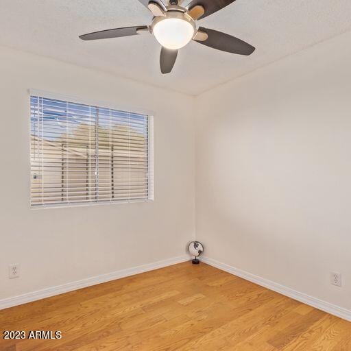 2317 E HAMPTON Avenue