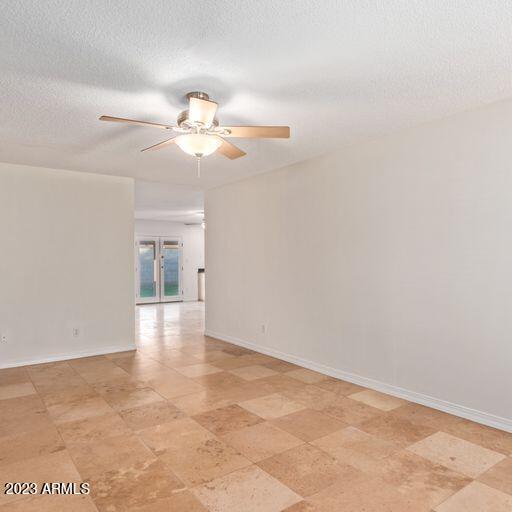 2317 E HAMPTON Avenue