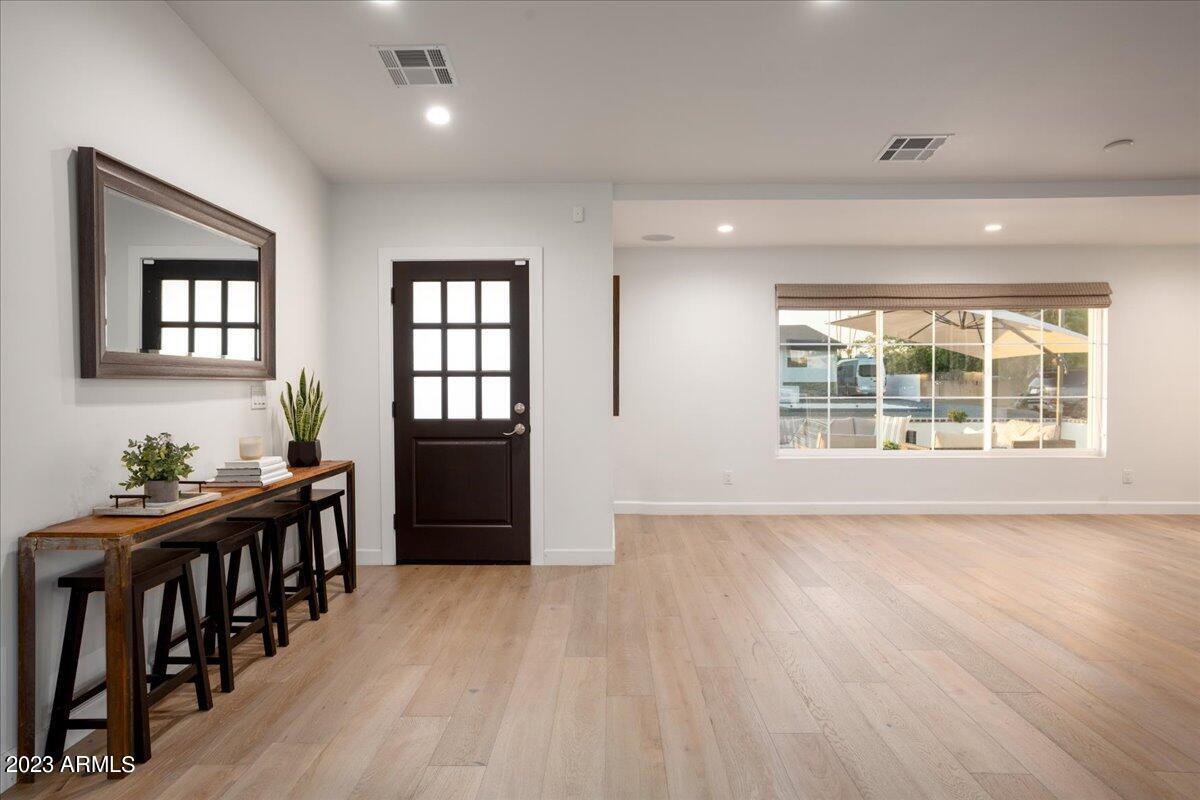 7301 E Vista Drive