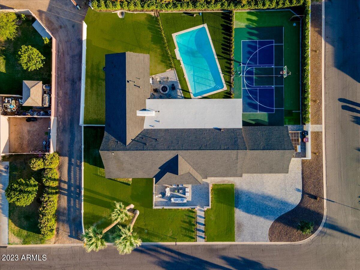 7301 E Vista Drive
