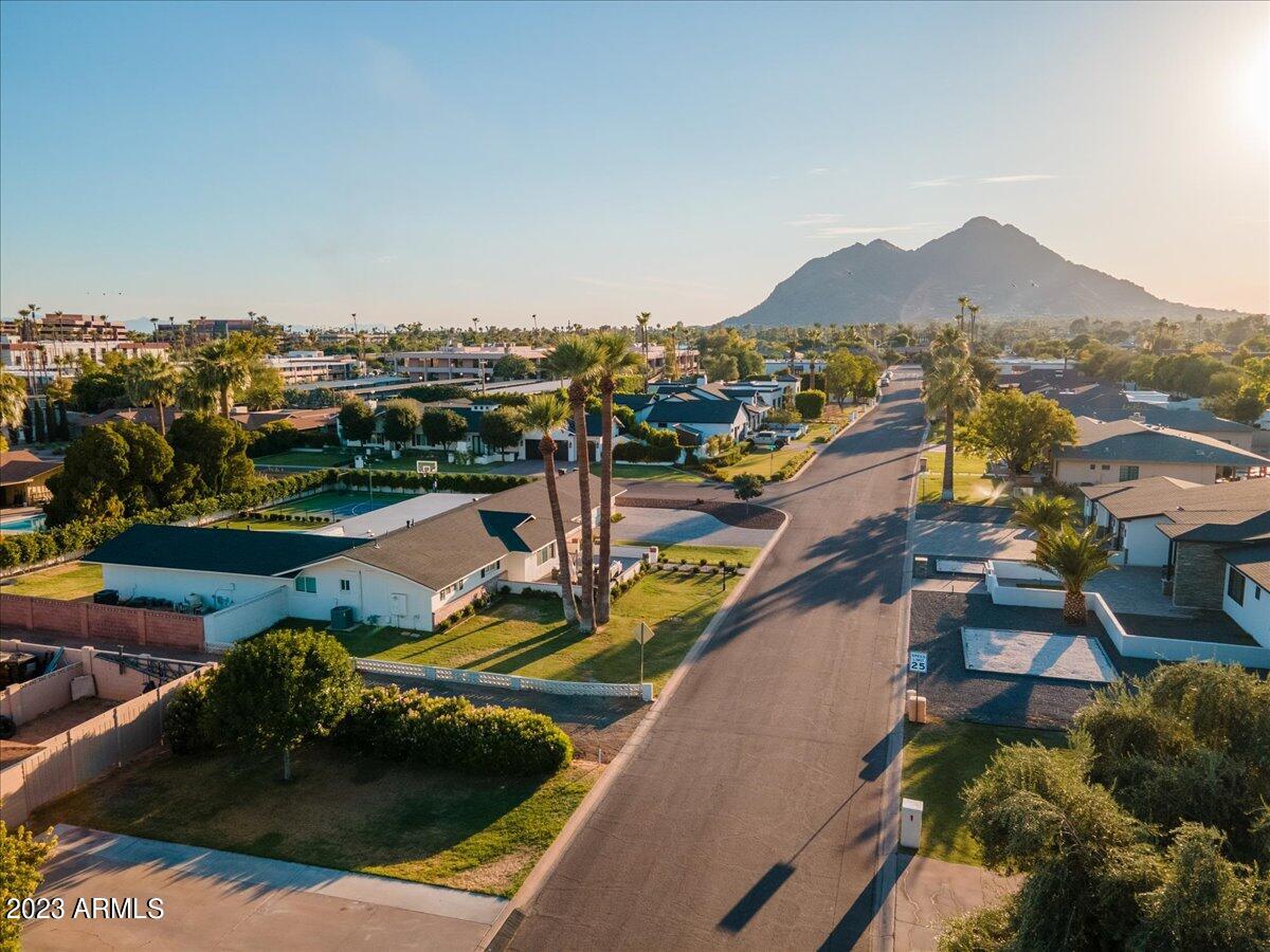 7301 E Vista Drive