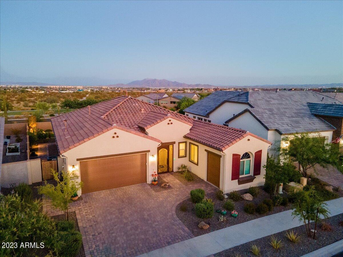 20519 W ROSEWOOD Lane