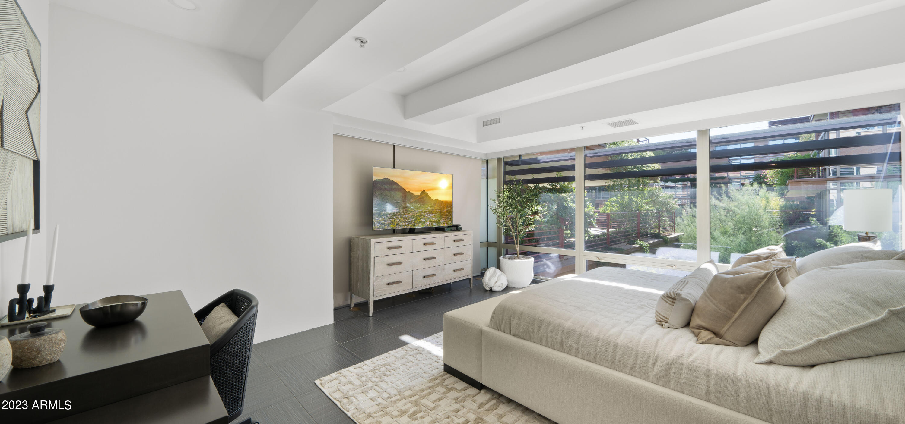 7137 E RANCHO VISTA Drive, 4006