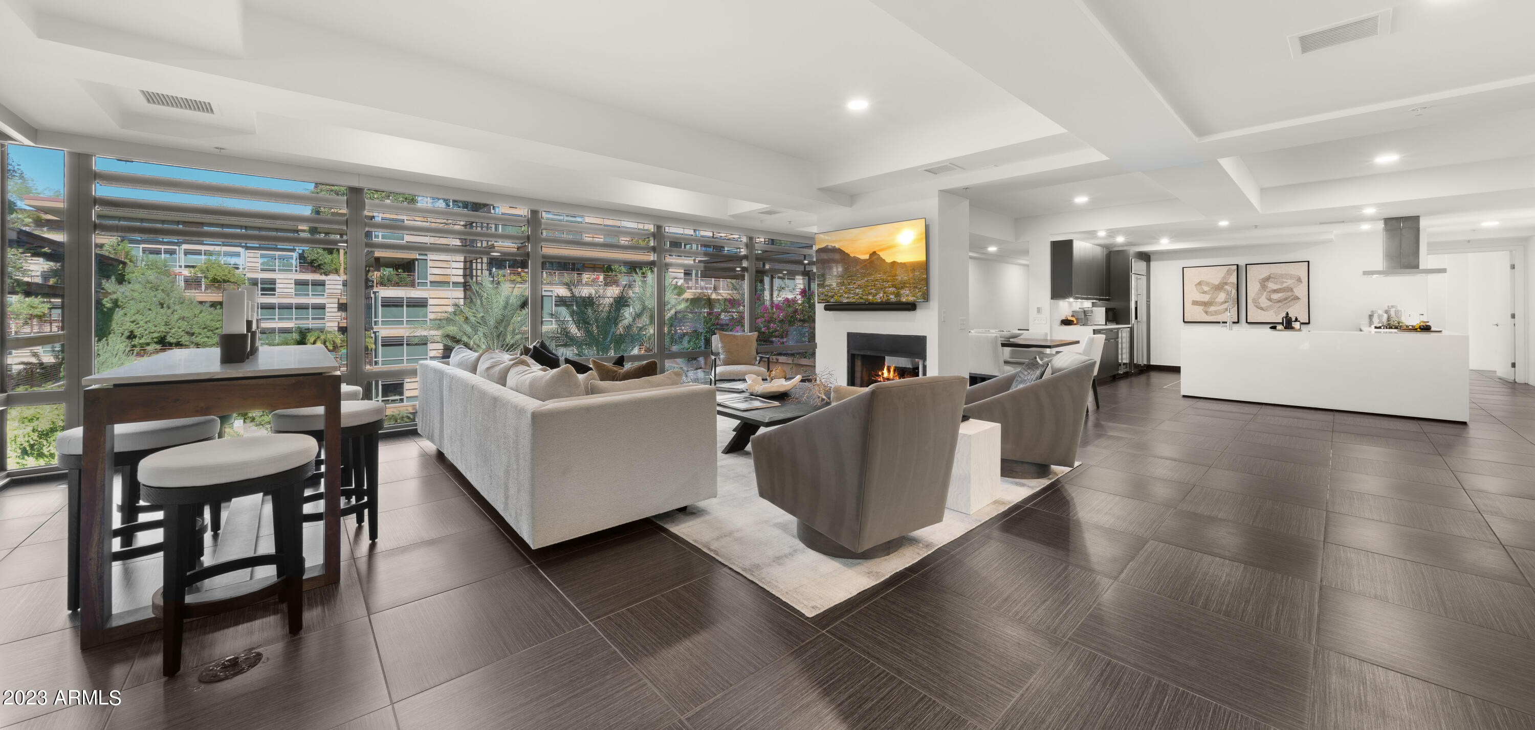 7137 E RANCHO VISTA Drive, 4006