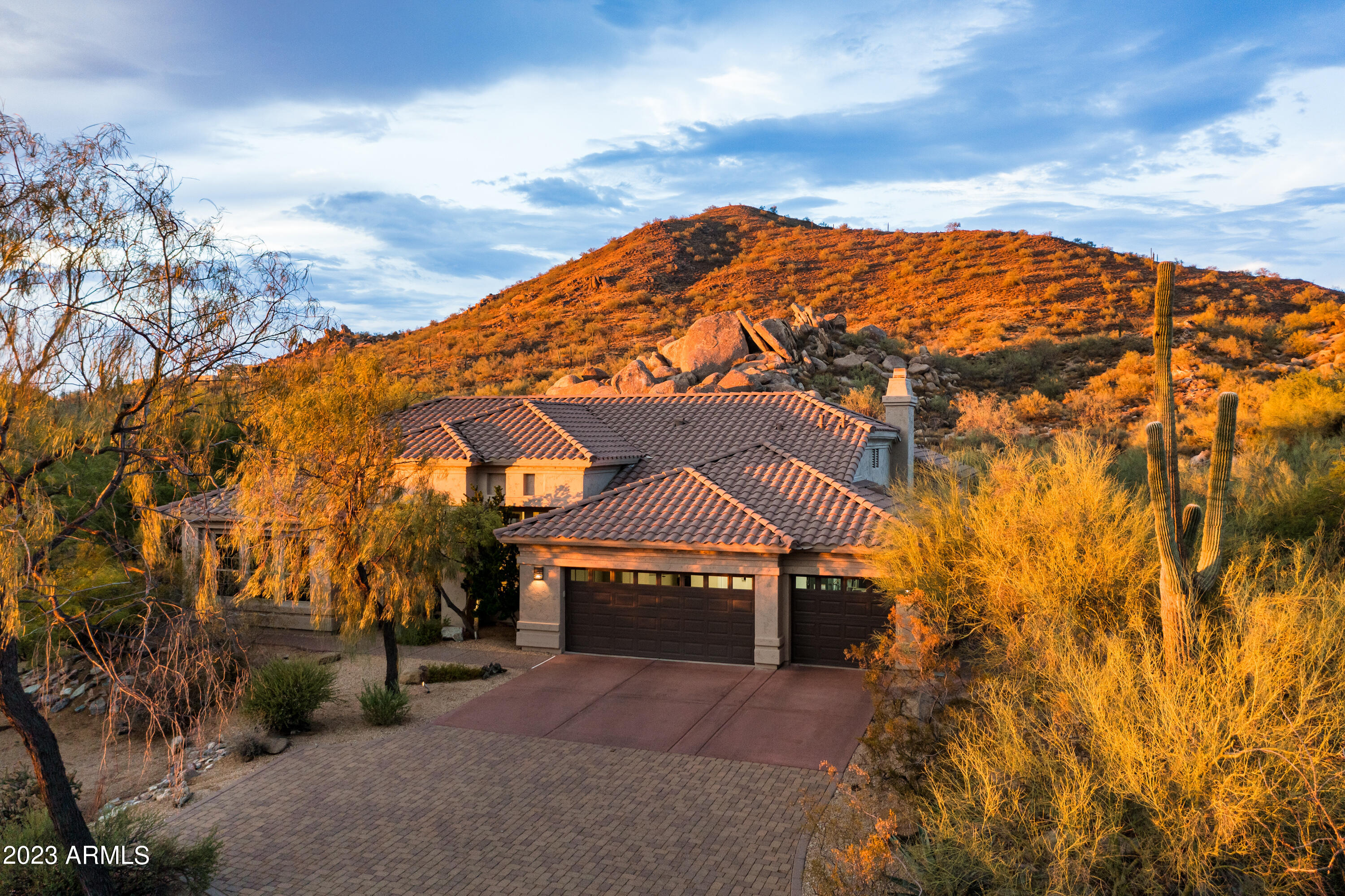 7906 E LAS PIEDRAS Way