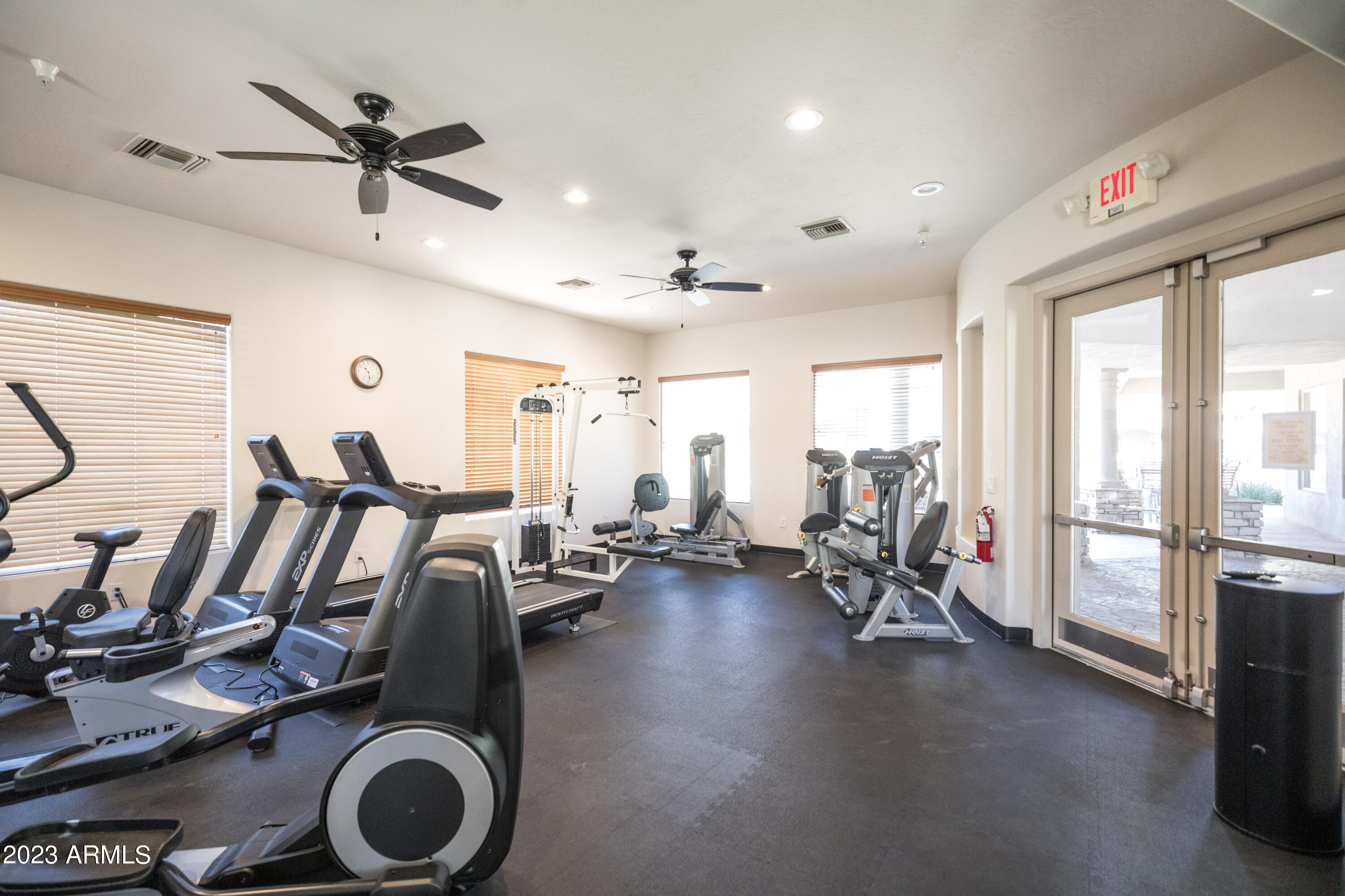 19475 N GRAYHAWK Drive, 2114