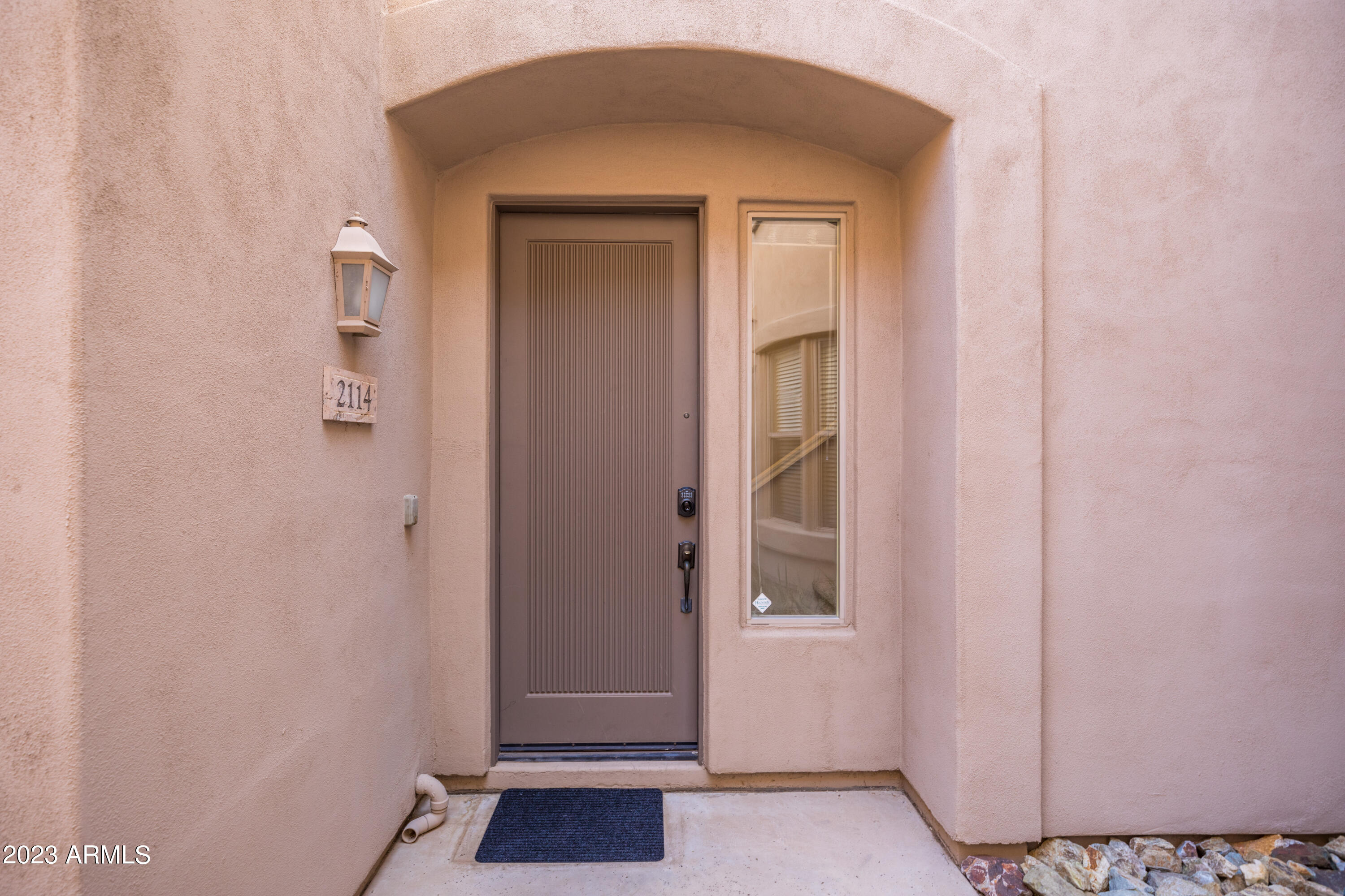 19475 N GRAYHAWK Drive, 2114