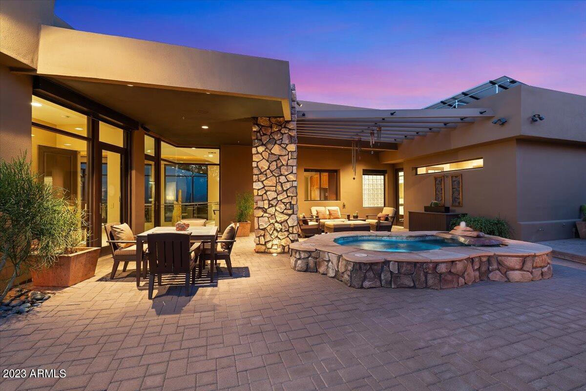 9844 N RED BLUFF Drive