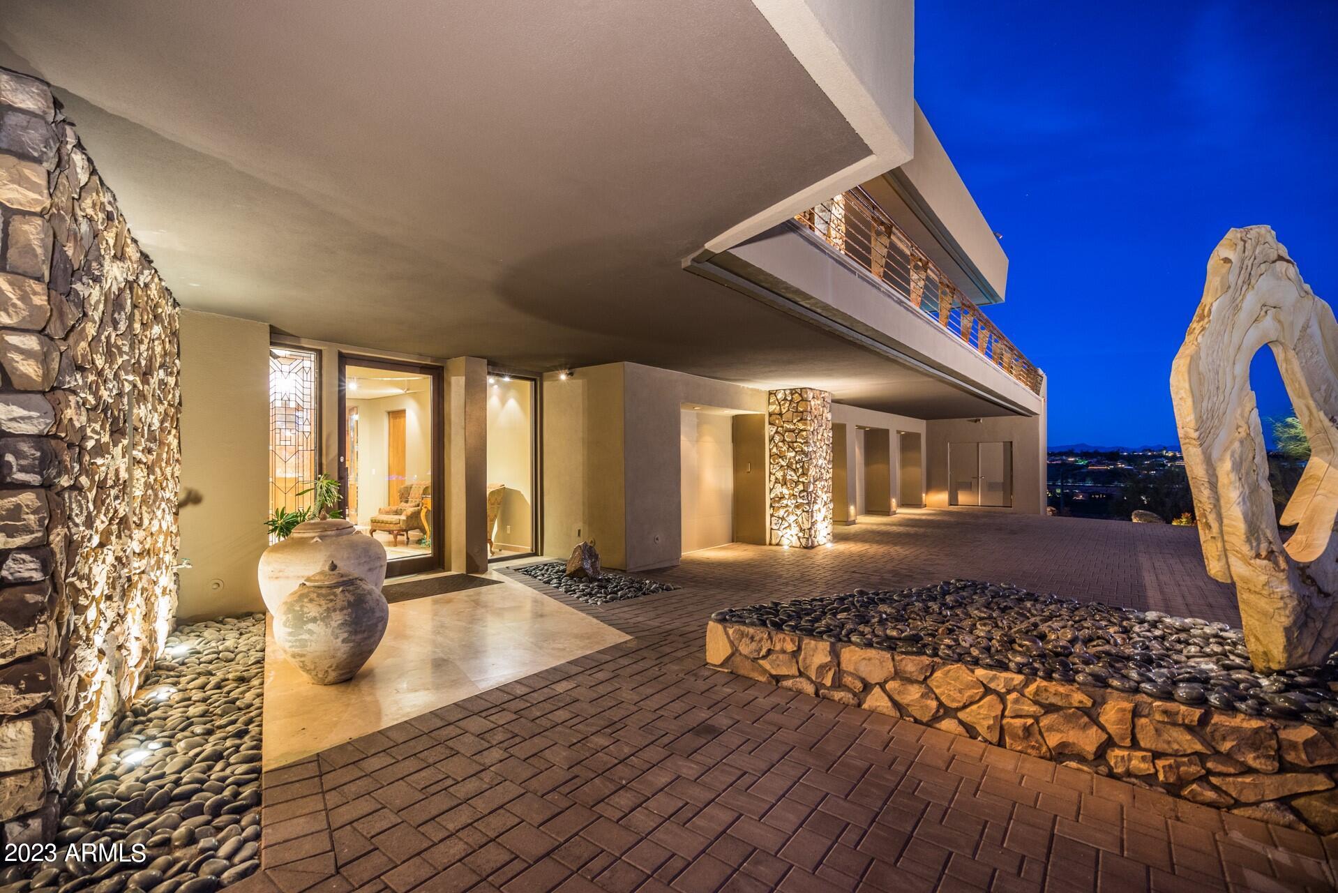9844 N RED BLUFF Drive