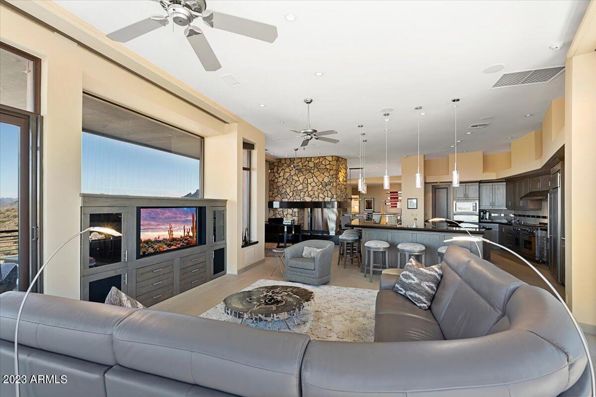 9844 N RED BLUFF Drive
