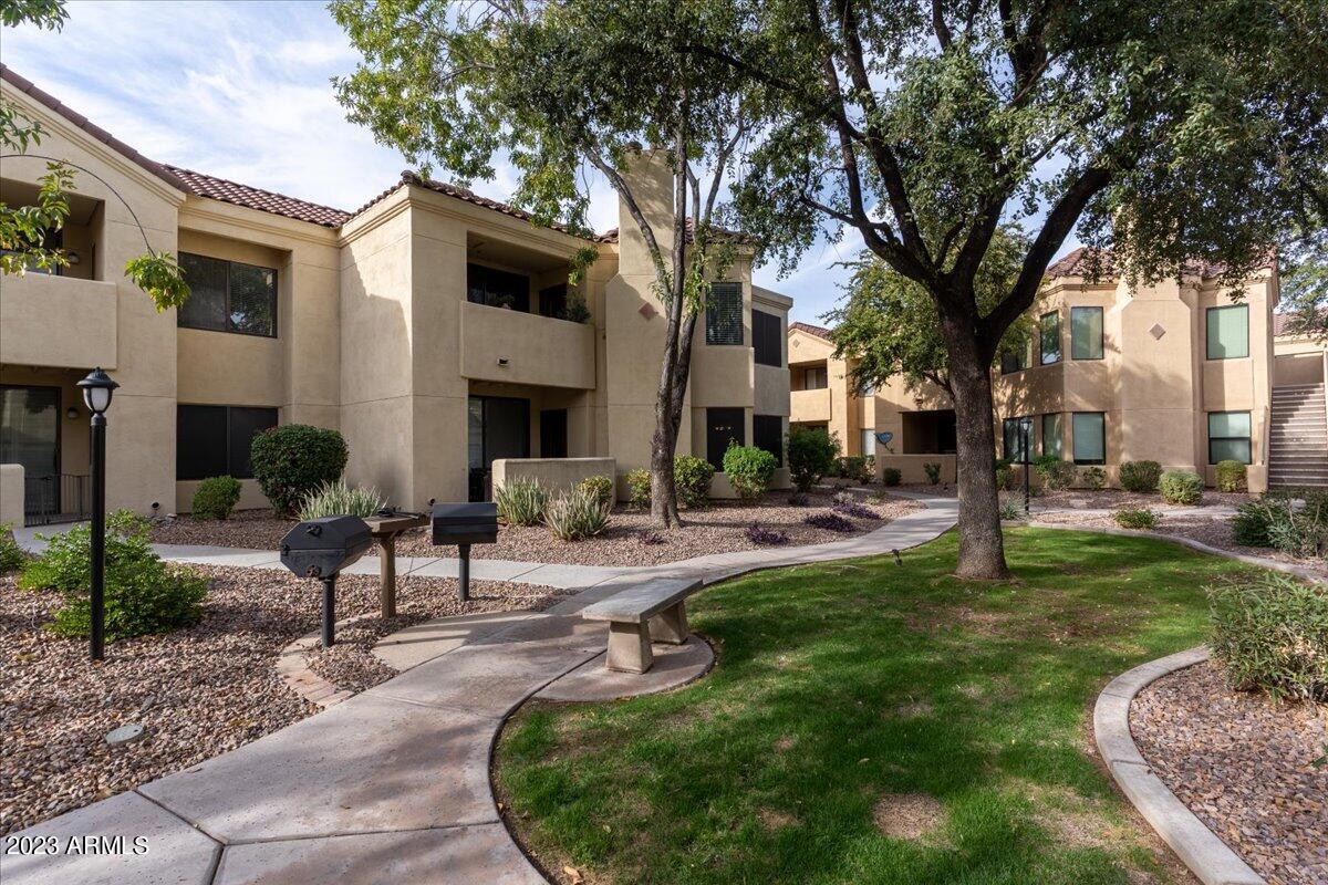 7575 E Indian Bend Road, 2014