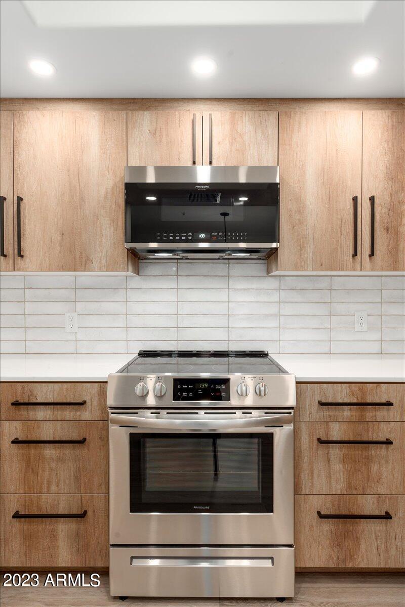 7575 E Indian Bend Road, 2014