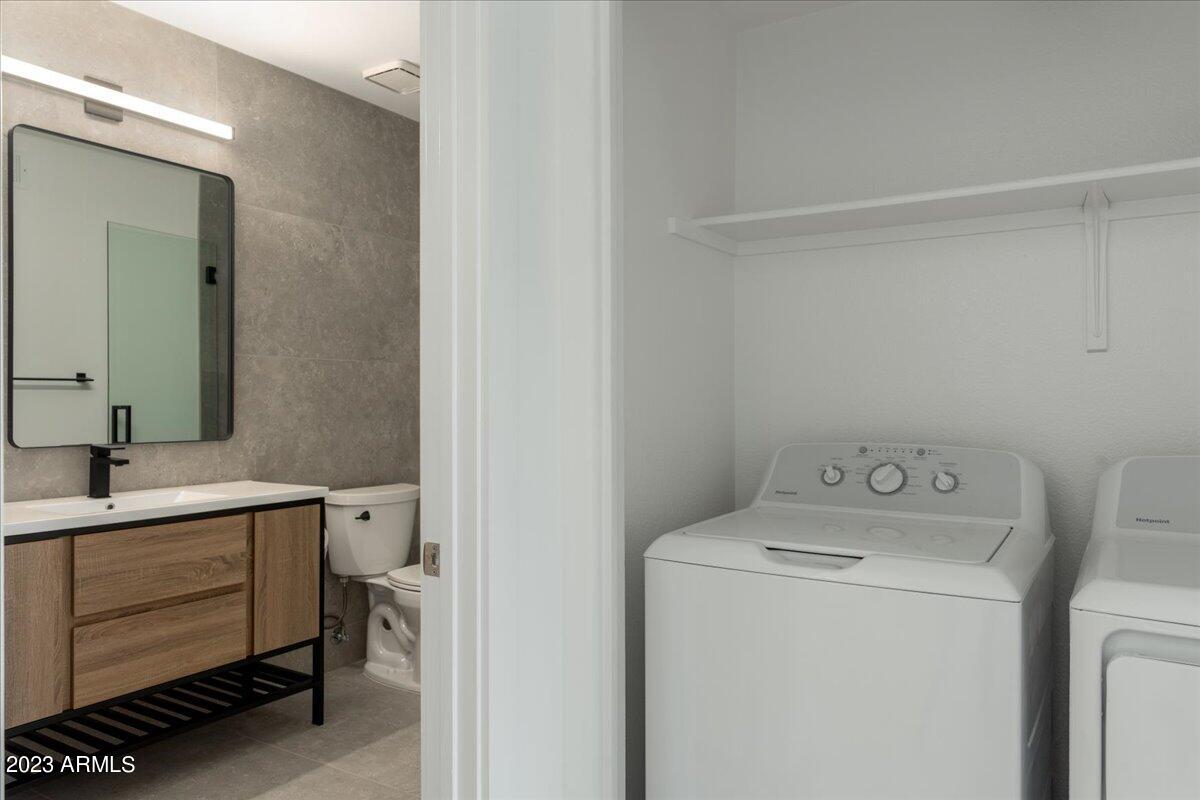 7575 E Indian Bend Road, 2014