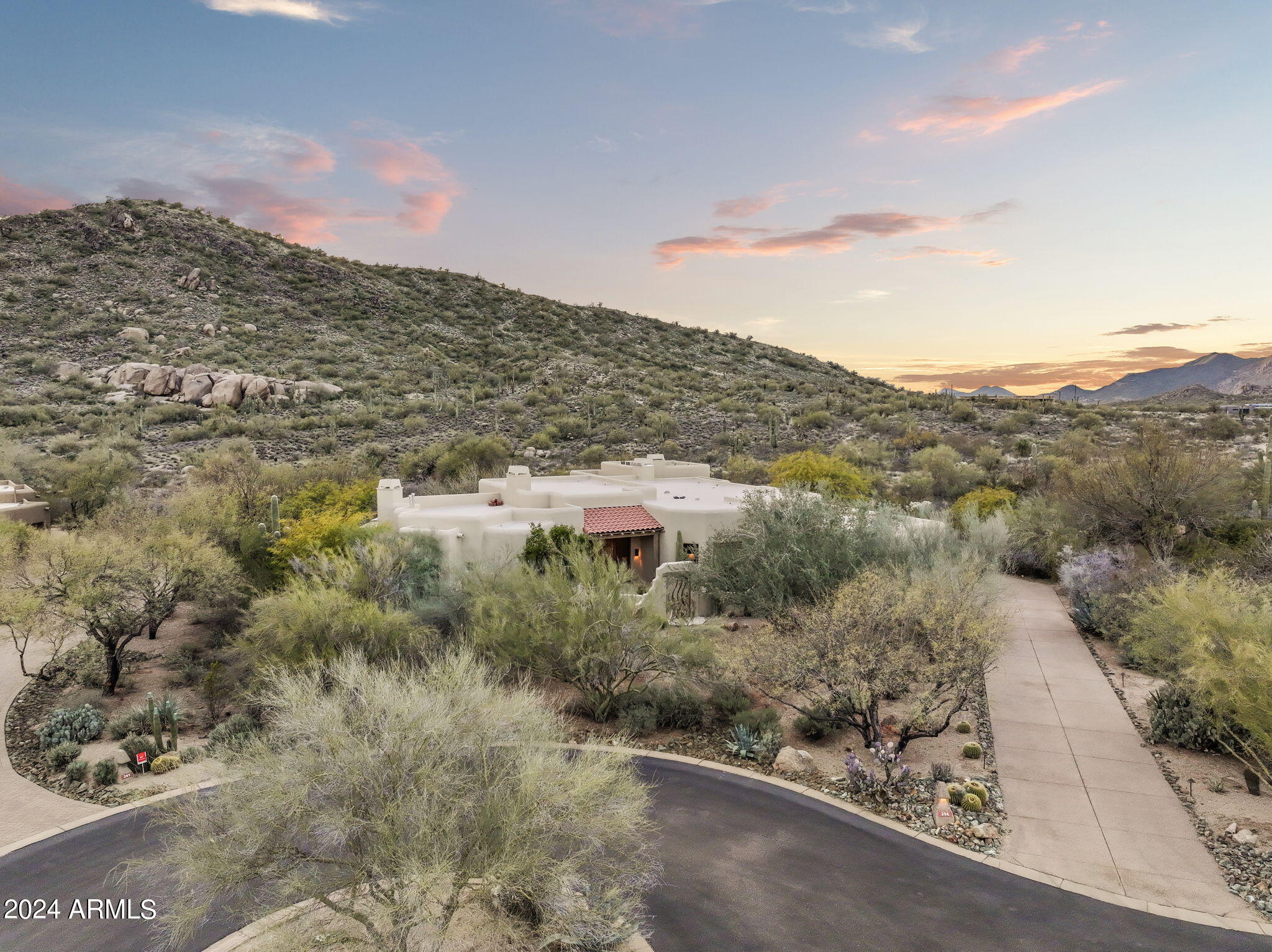 8300 E DIXILETA Drive SW, 206