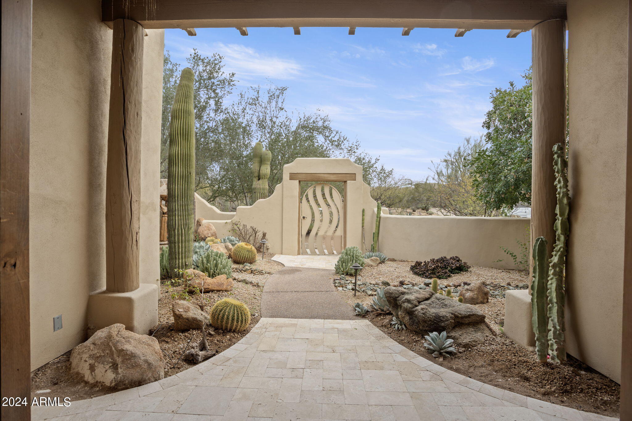 8300 E DIXILETA Drive SW, 206