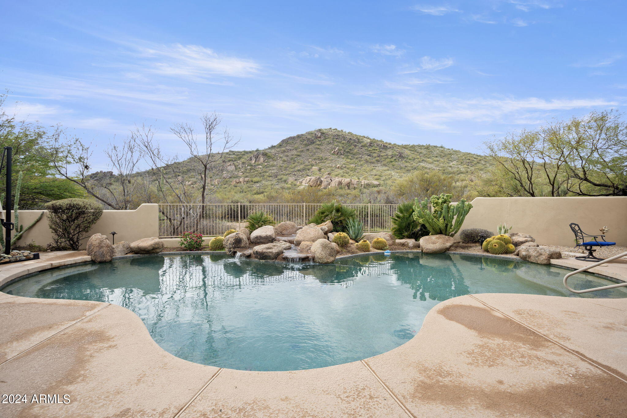 8300 E DIXILETA Drive SW, 206