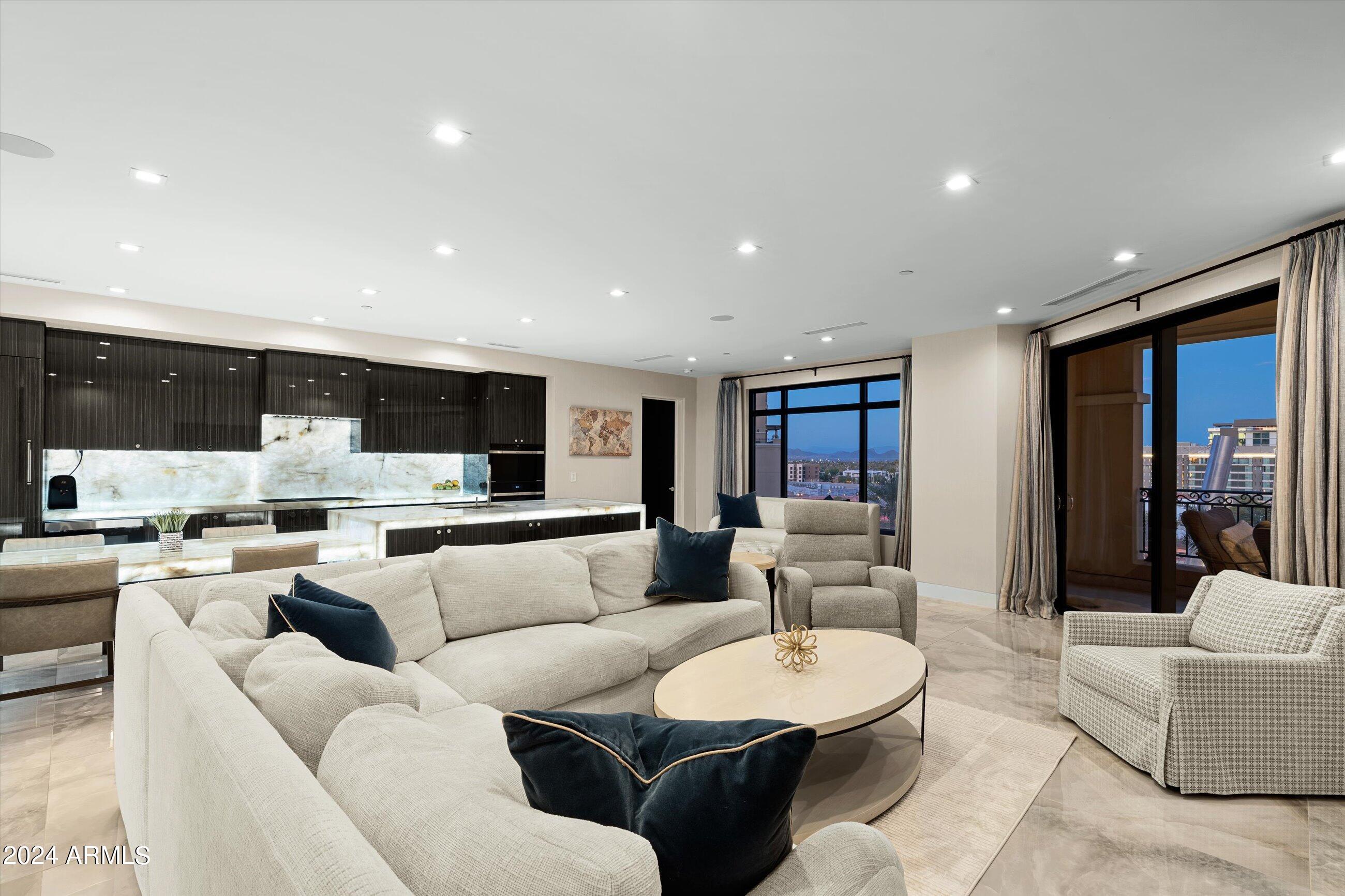 7175 E Camelback Road, 608