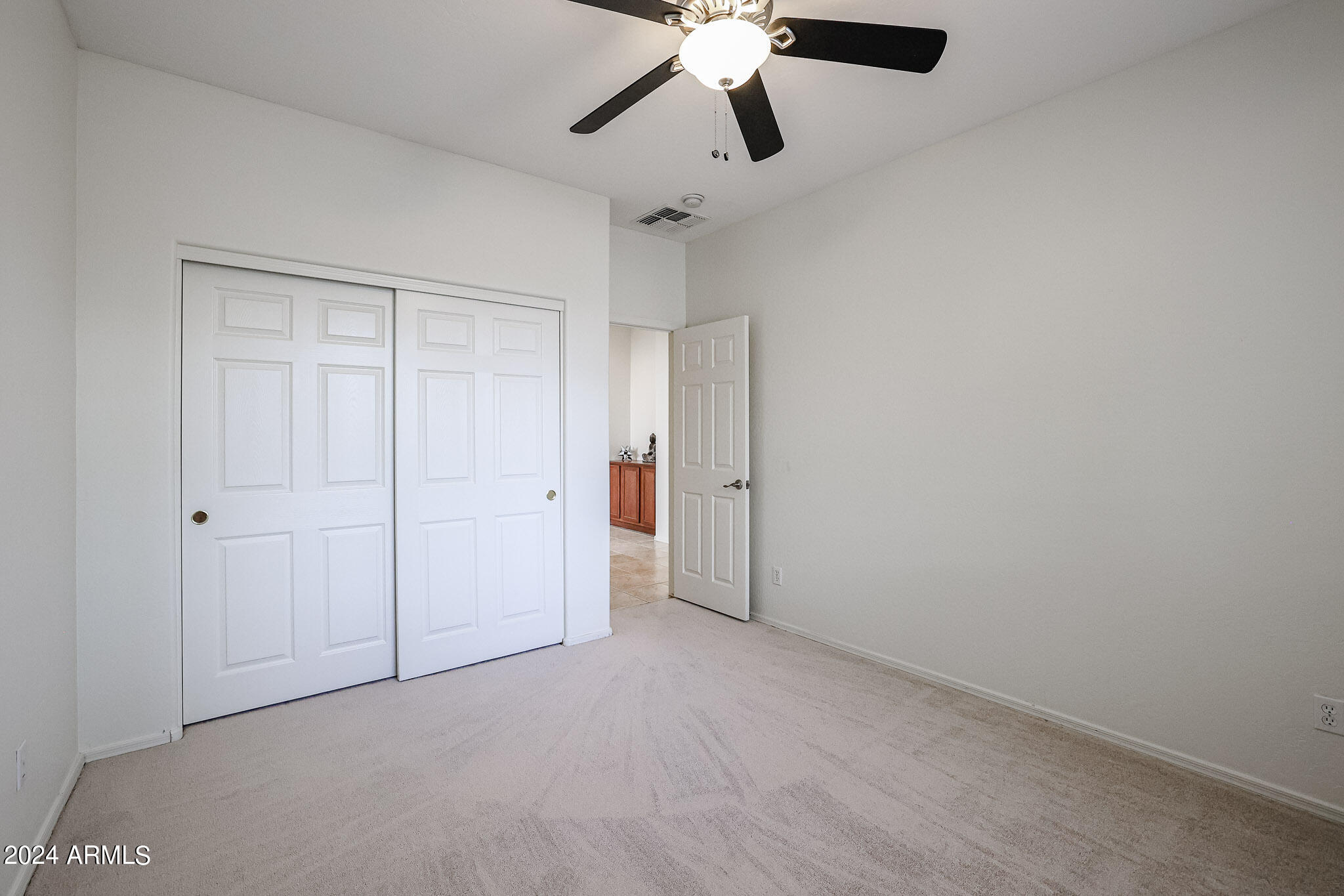 1825 E BEAUTIFUL Lane
