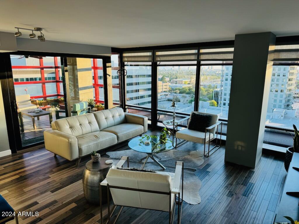 4808 N 24TH Street, 1326