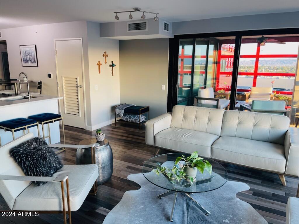 4808 N 24TH Street, 1326