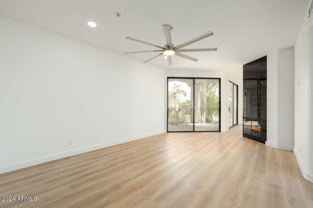 7700 E GAINEY RANCH Road, 233